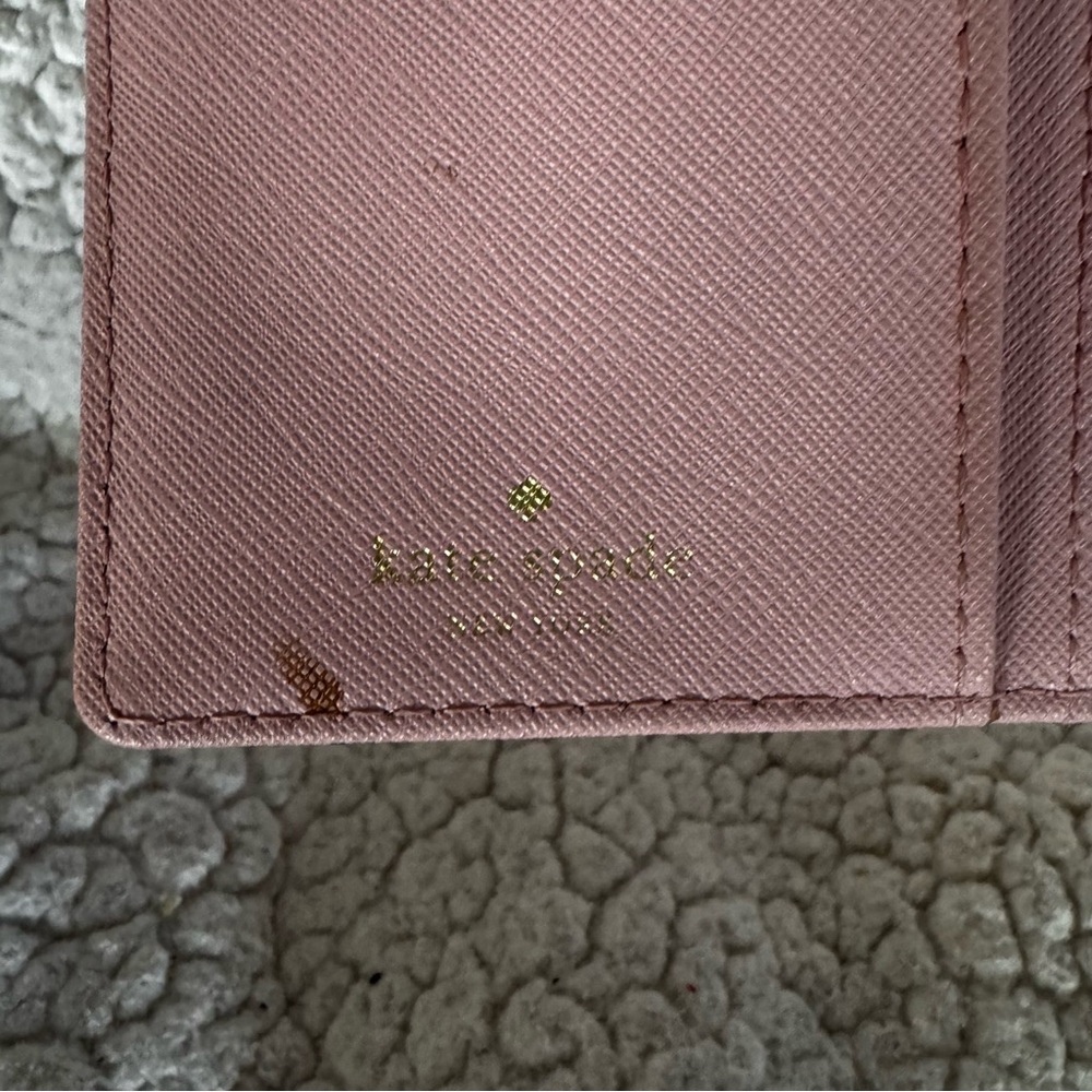 👜 Kate Spade Pink Wallet - Picture 11 of 11